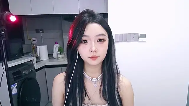 Snapshot of Miao-Maimiao chatting on 10-08-25, 02:36 Miao-Maimiao online show from 10-08-25, 02:36