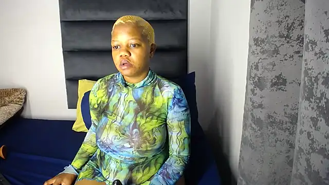 Juiceybileh online show from 10-07-25, 06:38