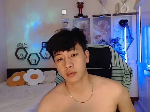 Snapshot of niel_cumshow chatting on 01-11-26, 04:56 niel cumshow online show from 01-11-26, 04:56