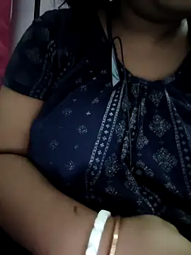 Snapshot of Deborbhavi222 chatting on 04-30-26, 06:25 Deborbhavi222 online show from 04-30-26, 06:25