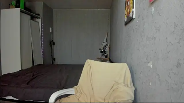 Snapshot of Al1ceGreen chatting on 10-19-25, 10:16 Al1ceGreen online show from 10-19-25, 10:16