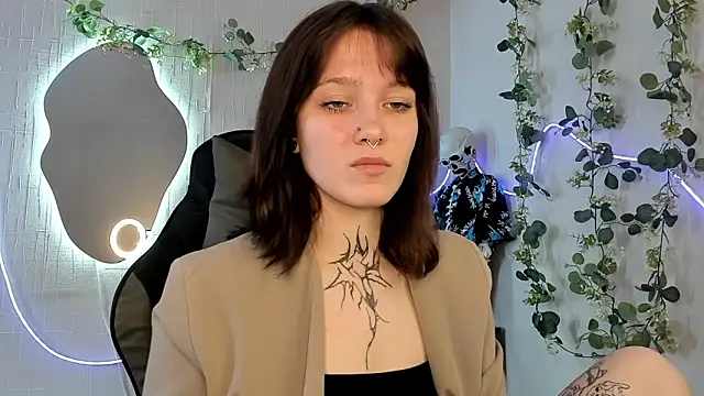 Elastikisss online show from 04-17-26, 09:34