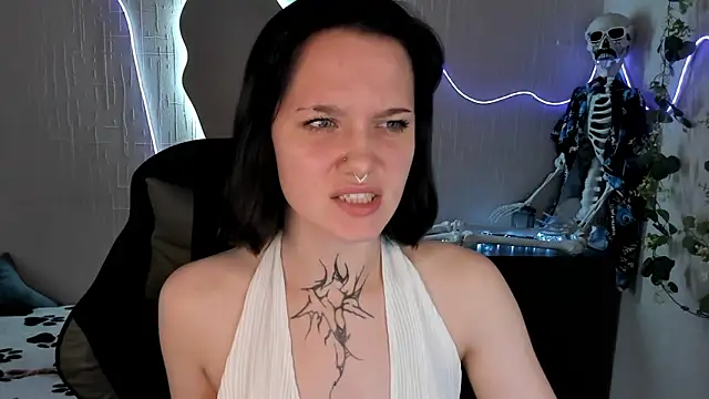 Snapshot of Elastikisss chatting on 05-30-26, 02:30 Elastikisss online show from 05-30-26, 02:30