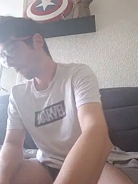 nymphomaniecouple online show from 07-26-26, 05:59