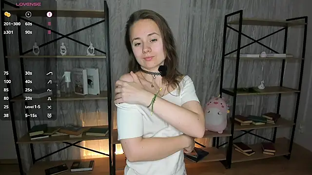 Snapshot of Crysta1Eva_ chatting on 06-14-26, 07:38 Crysta1Eva online show from 06-14-26, 07:38