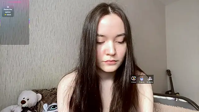 VividSienna online show from 03-06-26, 10:23