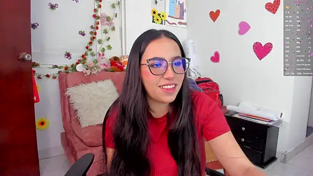 Snapshot of SophieLAmour chatting on 11-16-25, 02:39 SophieLAmour online show from 11-16-25, 02:39