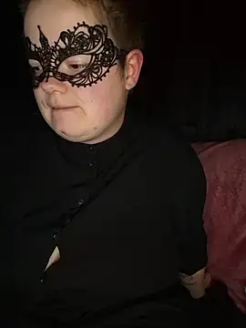 Snapshot of Katy2323 chatting on 10-07-25, 07:33 Katy2323 online show from 10-07-25, 07:33