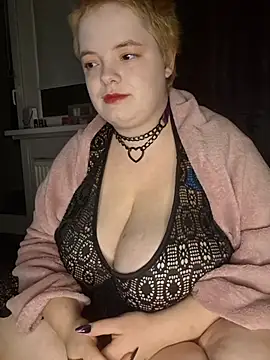 Snapshot of Katy2323 chatting on 11-08-25, 07:56 Katy2323 online show from 11-08-25, 07:56