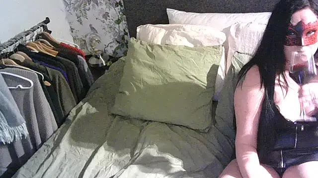 Snapshot of Heli2026 chatting on 02-26-26, 05:56 Heli2026 online show from 02-26-26, 05:56