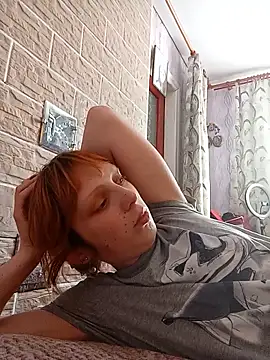Snapshot of Ponka2011 chatting on 06-13-26, 04:54 Ponka2011 online show from 06-13-26, 04:54