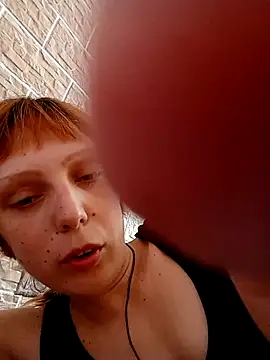 Snapshot of Ponka2011 chatting on 06-28-26, 05:02 Ponka2011 online show from 06-28-26, 05:02