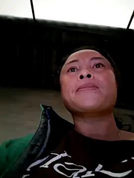 xuxulovezz online show from 10-31-25, 10:38