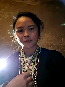 xuxulovezz online show from 11-11-25, 11:43