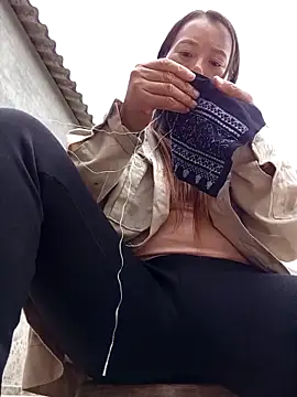 Snapshot of Smile-sexy chatting on 11-03-25, 06:25 Smile-sexy online show from 11-03-25, 06:25