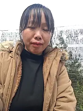 helenzz online show from 12-20-25, 04:19