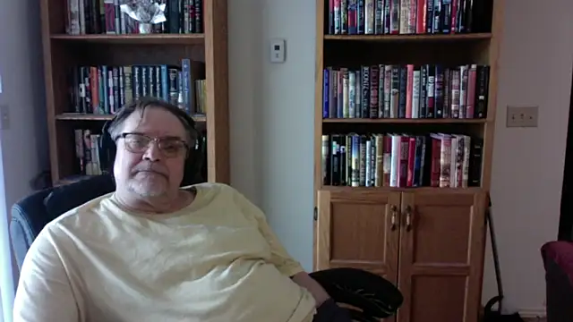 Vinyl22xh online show from 04-30-26, 06:58