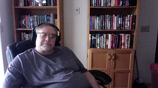 Vinyl22xh online show from 04-30-26, 09:52