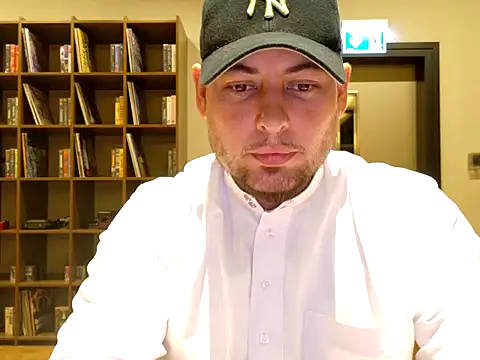 Snapshot of maximus888A chatting on 09-25-25, 03:05 maximus888A online show from 09-25-25, 03:05