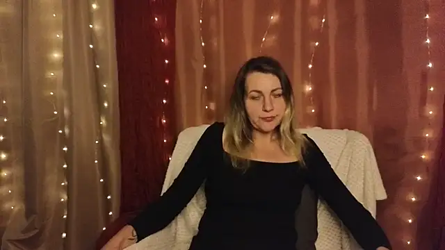 silvaraNoir online show from 09-26-25, 04:11