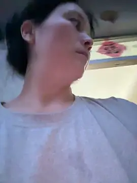 Snapshot of aoyo66 chatting on 10-02-25, 10:11 aoyo66 online show from 10-02-25, 10:11