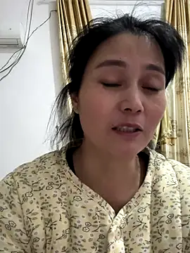 Snapshot of aoyo66 chatting on 10-31-25, 11:55 aoyo66 online show from 10-31-25, 11:55