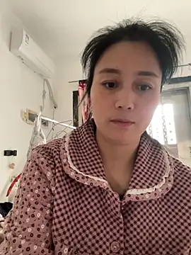 Snapshot of aoyo66 chatting on 11-06-25, 01:06 aoyo66 online show from 11-06-25, 01:06