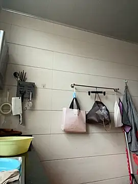 Snapshot of aoyo66 chatting on 11-08-25, 11:25 aoyo66 online show from 11-08-25, 11:25