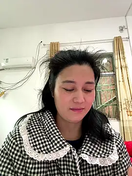 Snapshot of aoyo66 chatting on 11-24-25, 12:21 aoyo66 online show from 11-24-25, 12:21