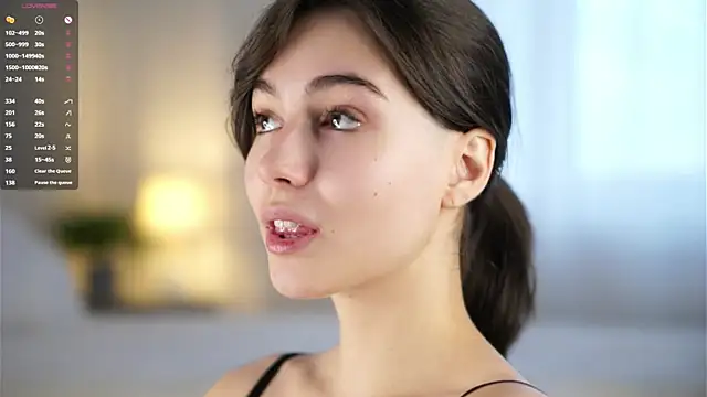 LettySlovacek online show from 11-03-25, 02:35