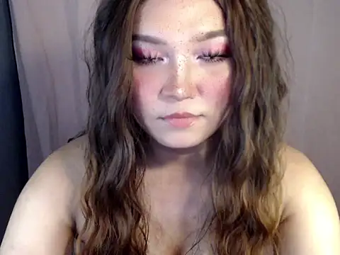 Snapshot of Eyes-on-me chatting on 11-20-25, 07:52 Eyes-on-me online show from 11-20-25, 07:52