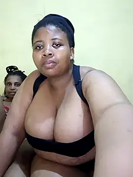 Snapshot of Naughty-assx chatting on 10-16-25, 11:17 Naughty-assx online show from 10-16-25, 11:17