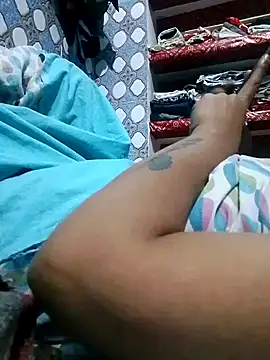 PAYAL HOTTY online show from 10-15-25, 09:48