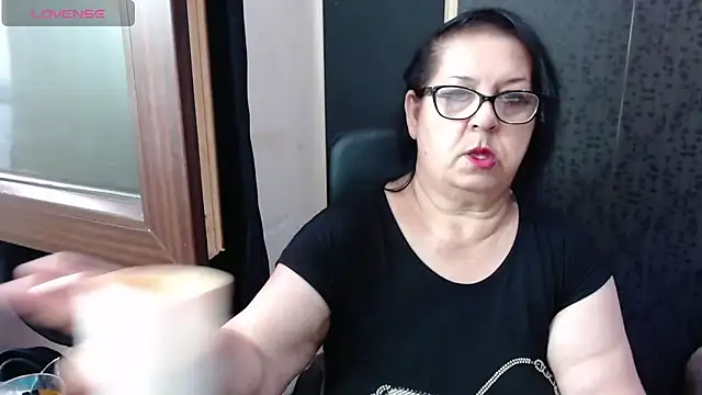 Snapshot of MissSanjanne chatting on 07-25-26, 08:45 MissSanjanne online show from 07-25-26, 08:45