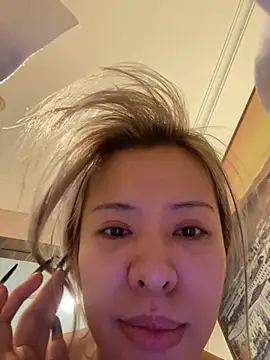 miumiu-66 online show from 01-18-26, 02:48