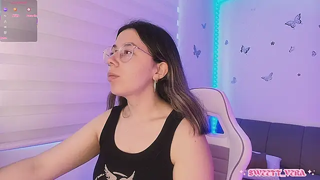 sweettvera online show from 04-12-26, 01:05