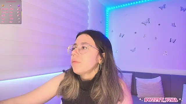 Snapshot of sweettvera chatting on 05-19-26, 12:55 sweettvera online show from 05-19-26, 12:55