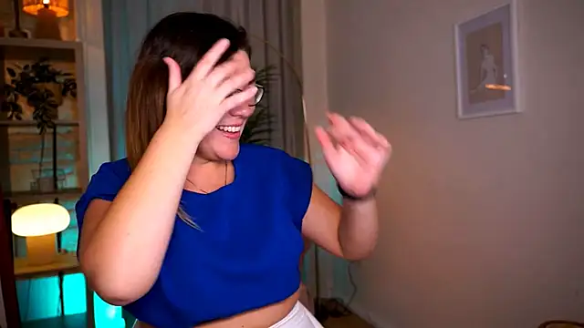 Snapshot of mrs_fllowerr chatting on 11-06-25, 05:14 mrs fllowerr online show from 11-06-25, 05:14