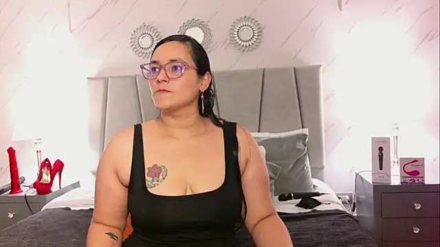 Michell Monet online show from 04-17-26, 12:08