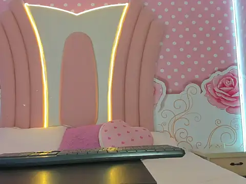 SofiaaBigBoobs online show from 11-26-25, 12:06