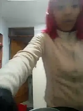 Snapshot of mylygrey chatting on 11-26-25, 05:03 mylygrey online show from 11-26-25, 05:03