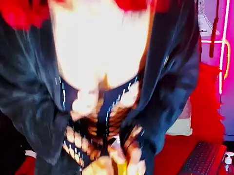 Snapshot of mylygrey chatting on 12-02-25, 03:23 mylygrey online show from 12-02-25, 03:23