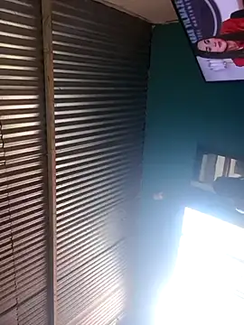 Snapshot of hot-mom22 chatting on 09-23-25, 12:19 hot-mom22 online show from 09-23-25, 12:19