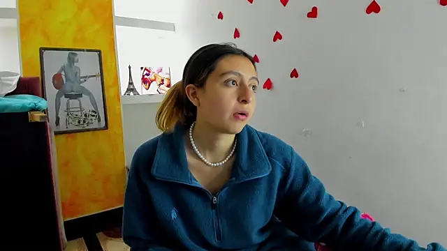 lala clark online show from 03-04-26, 08:48