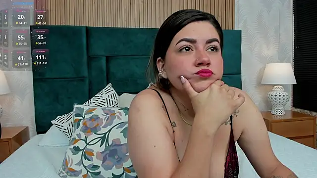 Snapshot of Bunny_boobs__ chatting on 11-27-25, 01:29 Bunny boobs online show from 11-27-25, 01:29