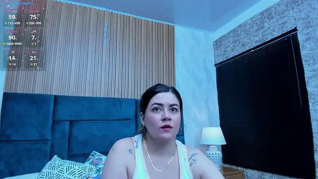 Snapshot of Bunny_boobs__ chatting on 11-29-25, 01:41 Bunny boobs online show from 11-29-25, 01:41