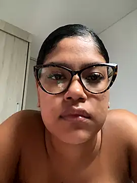 miiabrown18 online show from 10-27-25, 11:36