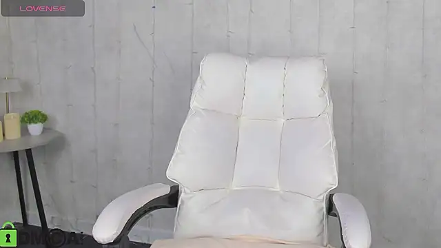 Snapshot of Berta_Kelly chatting on 01-18-26, 12:25 Berta Kelly online show from 01-18-26, 12:25