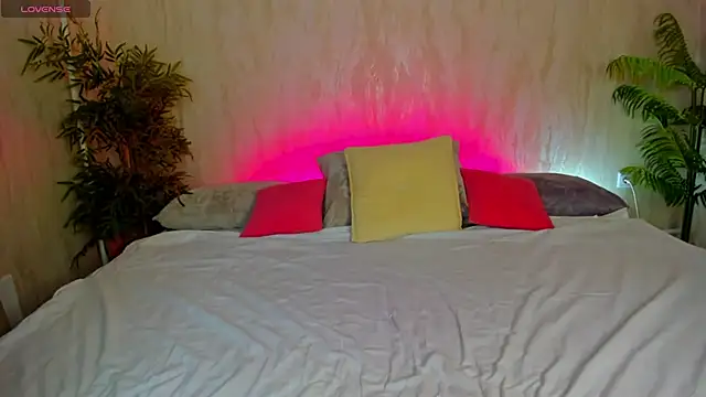 Alic Fox online show from 02-18-26, 01:23