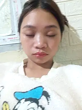 Mayy1 online show from 10-26-25, 12:00